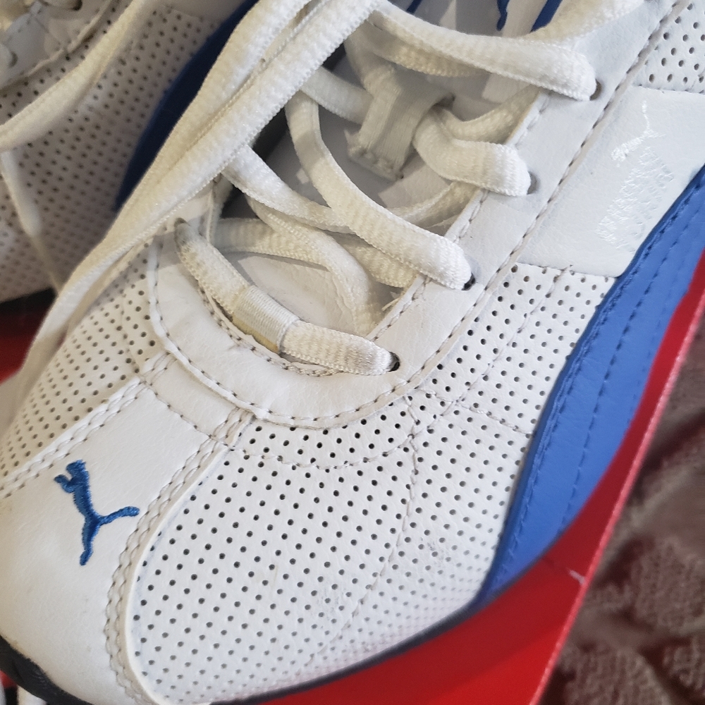 Shoes - Picture 2 of 6